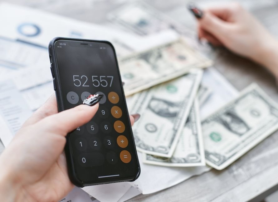7 Best Budgeting Apps for Nurses With Irregular Shift Income (2026)
