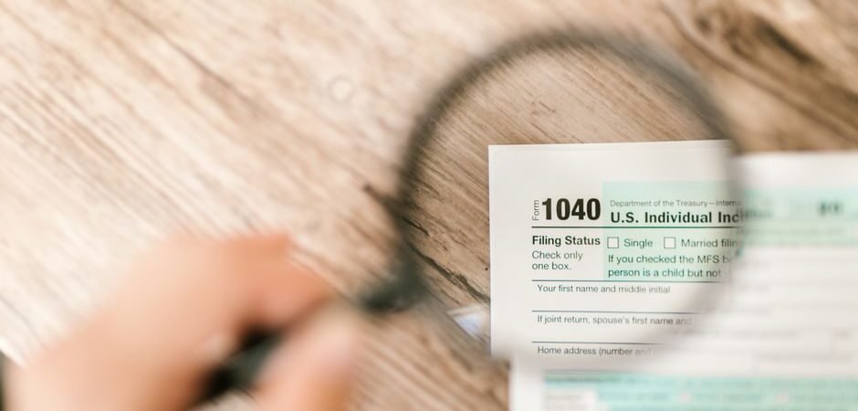 Travel Nurse 1099 vs W2 Taxes: Which Is Actually Better for You?